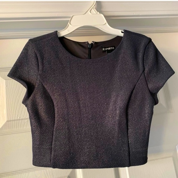 Crop top - Picture 2 of 4